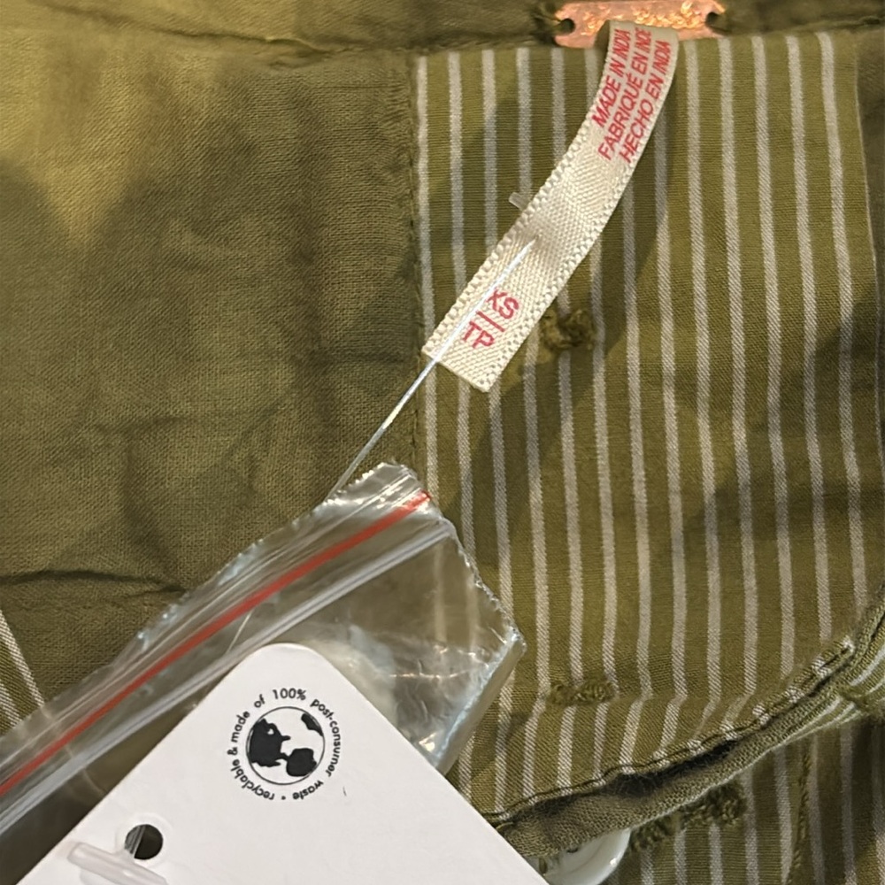 **NWT** Good Call Striped Pull On Pants - Picture 4 of 4